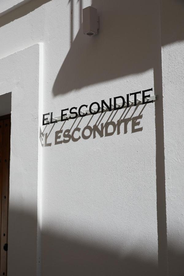 El Escondite طريفة المظهر الخارجي الصورة